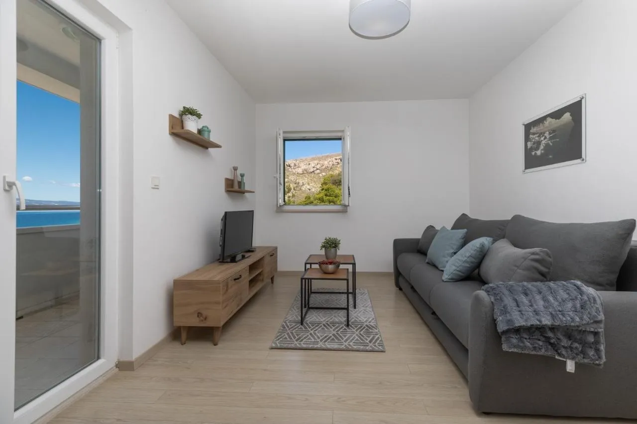 Jednosobni apartman s pogledom na more, Villa Carica